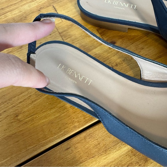 LK Bennett Navy Slingback Flats with Chain Detail - Picture 3 of 8